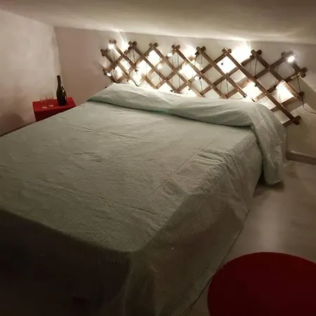 Luminoso Monolocale Con Terrazza A Apartmán Sirmione